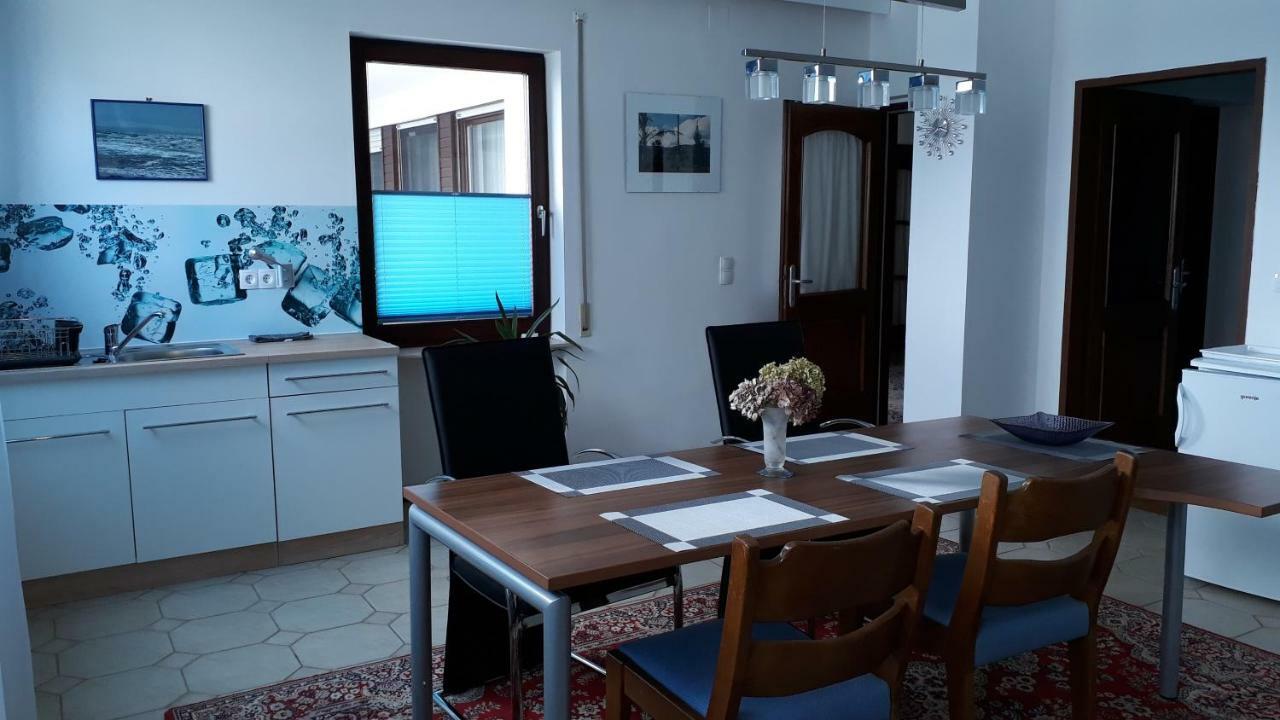 Appartment Cerny ไอเซนชตัดท์ ภายนอก รูปภาพ