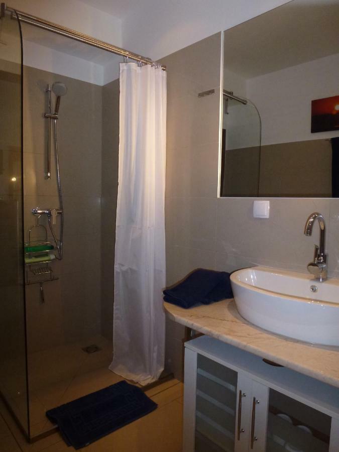 Appartment Cerny ไอเซนชตัดท์ ภายนอก รูปภาพ
